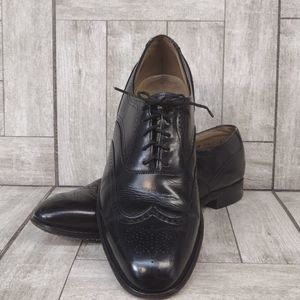 Aristocrat men's wing tip shoes